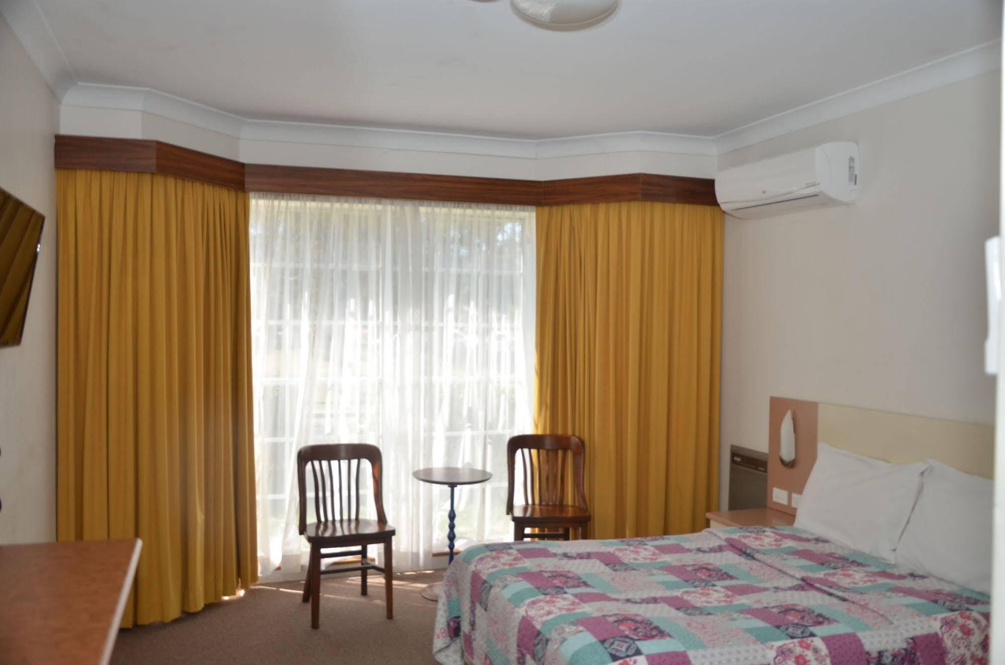 Motel Margeurita Queanbeyan Kültér fotó