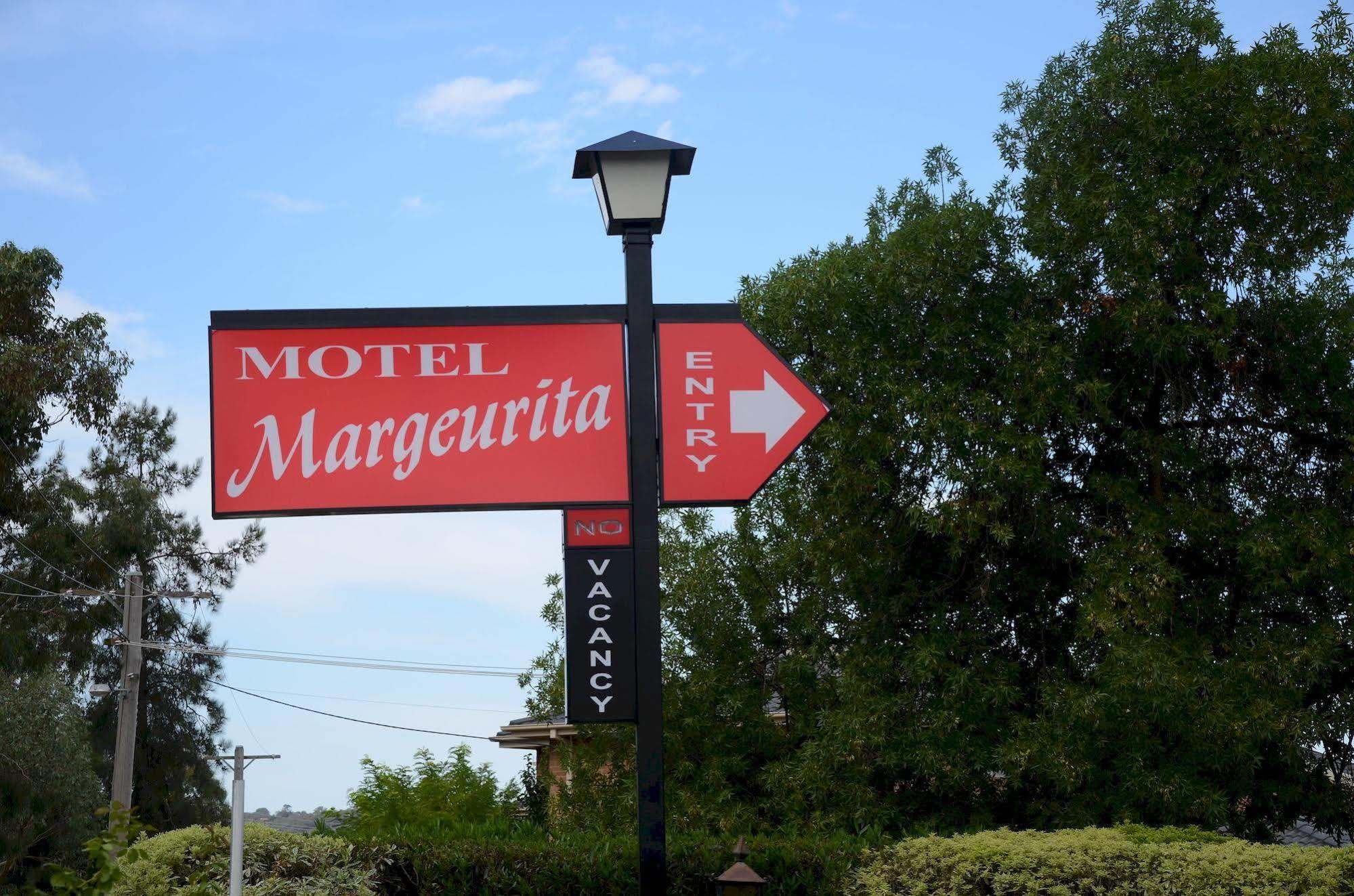 Motel Margeurita Queanbeyan Kültér fotó