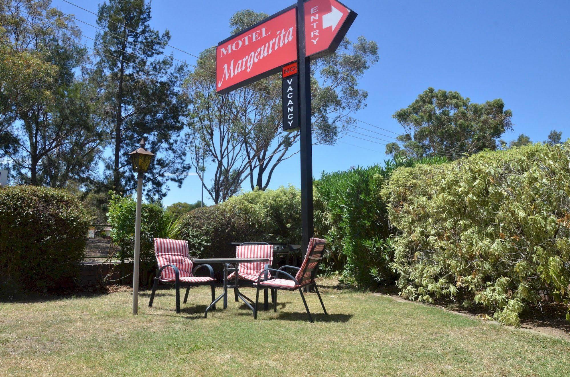 Motel Margeurita Queanbeyan Kültér fotó